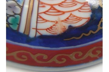 明治期　色絵　麒麟・獅子の図　特別感を演出する彩り豊かな蓋付き茶碗2点セット(蓋碗、和食器)(R-061893)
