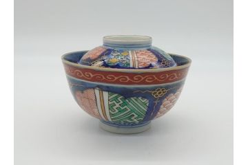 明治期　色絵　麒麟・獅子の図　特別感を演出する彩り豊かな蓋付き茶碗3点セット(蓋碗、和食器)(R-061894)