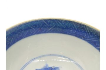 明治期　色絵　麒麟・獅子の図　特別感を演出する彩り豊かな蓋付き茶碗3点セット(蓋碗、和食器)(R-061894)
