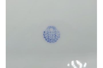 明治期　鍋島焼　鍋島家　染付　杏葉の紋　麒麟図　威厳に満ちた凛々しい麒麟図の飾り壺(花瓶、花入れ)(R-061895)