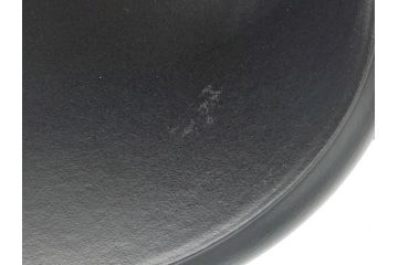 フランス　Le Creuset　ル・クルーゼ　ココット・オーバル　マッドブラック　スタイリッシュなカラーリングと機能性を兼ね備えた万能鍋(箱付き、キッチンウェア、鋳物(いもの)、ホーロー鍋)(R-061899)