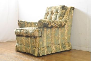 中古　美品　DREXEL HERITAGE(ドレクセルヘリテイジ)　クラシカルな雰囲気を醸し出す1人掛けソファ(一人掛けソファ、アームチェア)(R-061904)