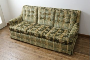 中古　美品　DREXEL HERITAGE(ドレクセルヘリテイジ)　クラシカルな雰囲気を醸し出す3人掛けソファ(三人掛けソファ、3P)(R-061906)