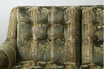 中古　美品　DREXEL HERITAGE(ドレクセルヘリテイジ)　クラシカルな雰囲気を醸し出す3人掛けソファ(三人掛けソファ、3P)(R-061906)