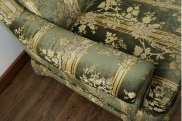 中古　美品　DREXEL HERITAGE(ドレクセルヘリテイジ)　クラシカルな雰囲気を醸し出す3人掛けソファ(三人掛けソファ、3P)(R-061906)
