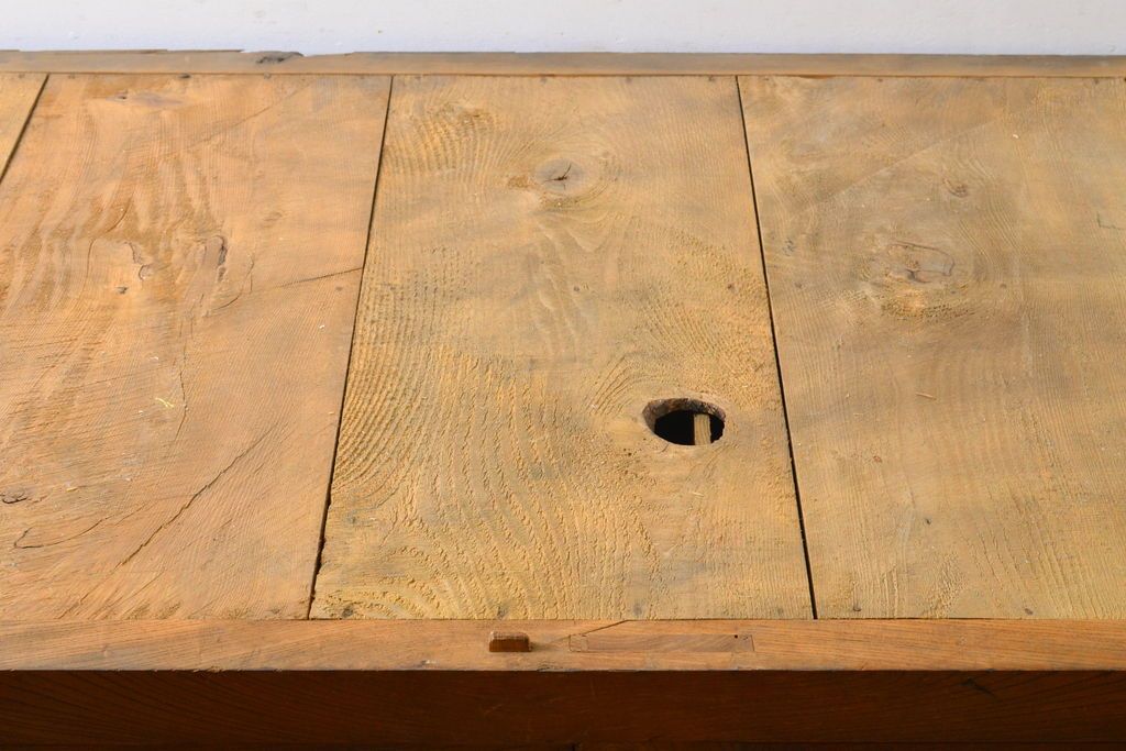 和製アンティーク 漆塗り 前面欅(ケヤキ)材 上質な空間を演出する六尺サイズの収納箪笥サイドボード(夜具箪笥、水屋箪笥、布団箪笥、引き出し、サイドチェスト)(R-061909)