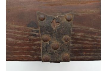 アンティーク雑貨　古民具・骨董　総栗材　古い質感が味のある銭箱(木箱、銭函、小物収納)(R-061925)