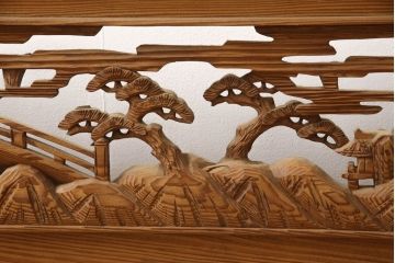 アンティーク建具　松　力強い存在感を放つ彫刻欄間1枚(明かり取り、明り取り)(R-061955)
