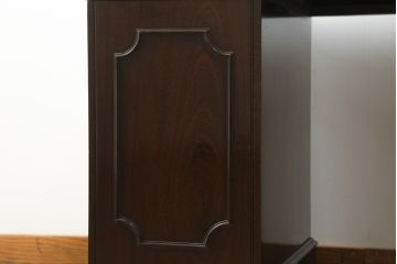 イギリスビンテージ　ロスジョン(ROSJOHN)　脚部まで凝ったデザインが高級感を醸し出すデスク(在宅用、ワークデスク、在宅ワーク用、両袖机、オフィスデスク、ヴィンテージ)(R-061957)