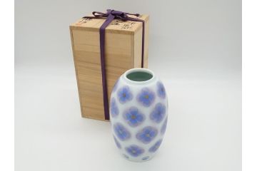 佐倉焼　上瀧勝治　葆光布染彩磁　しっとりとした味わい深さが魅力の壺(共箱付き、花瓶、花器、勝山窯、葆光磁)(R-061965)