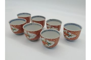 幕末〜明治　伊万里　色絵　染付　角富　牡丹文　食卓に華やかな彩りをもたらす猪口7客セット(和食器、雷紋、角冨)(R-061969)