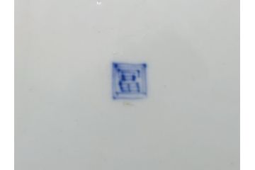 明治期　伊万里　色絵　金襴手　角冨　松鶴図　色彩鮮やかな吉祥図が目を引く皿(大8寸　約24cm・小7寸　約21.5cm)2枚セット(八寸、七寸、角富、和食器、和皿)(R-061971)