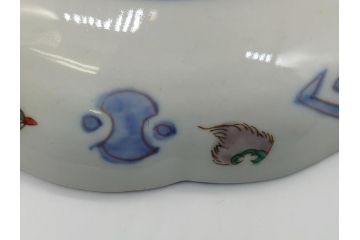 明治期　伊万里　色絵　金襴手　角冨　松鶴図　色彩鮮やかな吉祥図が目を引く皿(大8寸　約24cm・小7寸　約21.5cm)2枚セット(八寸、七寸、角富、和食器、和皿)(R-061971)