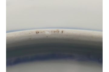 明治期　伊万里　色絵　金襴手　角冨　松鶴図　色彩鮮やかな吉祥図が目を引く皿(大8寸　約24cm・小7寸　約21.5cm)2枚セット(八寸、七寸、角富、和食器、和皿)(R-061971)