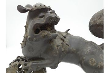 古銅　玉獅子　香炉　勇ましく異彩を放つ表情に惹きつけられる獅子の置物(中国?、仏具、インテリア、ディスプレイ)(R-061977)
