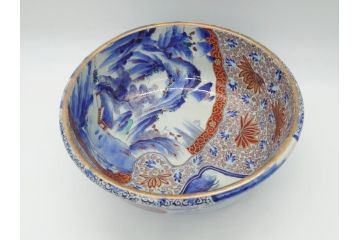 江戸期　古伊万里　色絵　染付　山水文　1尺皿　約31.5cm　藍色の濃淡で表現された図が魅力的な深鉢(一尺、深皿、和食器、和皿)(R-061979)