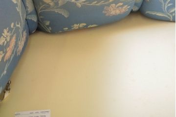 中古　DREXEL HERITAGE(ドレクセルヘリテイジ)　エレガントなデザインとクラシカルな柄が目を惹く三人掛けソファ(3人掛け、3P、トリプルソファ)(R-061985)