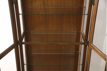 中古　DREXEL HERITAGE(ドレクセルヘリテイジ)　クラシカルな佇まいが魅力のキュリオケース(飾り棚、ガラスケース、ショーケース、キャビネット、陳列棚)(定価約62万円)(R-061986)