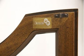 中古　DREXEL HERITAGE(ドレクセルヘリテイジ)　クラシカルな佇まいが魅力のキュリオケース(飾り棚、ガラスケース、ショーケース、キャビネット、陳列棚)(定価約62万円)(R-061986)