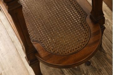 中古　DREXEL HERITAGE(ドレクセルヘリテイジ)　Cameo Classics(キャメオクラシックス)　クラシカルな空間を演出するサイドテーブル(コーヒーテーブル、エンドテーブル)(定価約24万円)(R-061987)