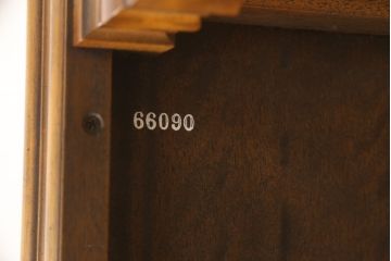 中古　DREXEL HERITAGE(ドレクセルヘリテイジ)　Cameo Classics(キャメオクラシックス)　クラシカルな空間を演出するサイドテーブル(コーヒーテーブル、エンドテーブル)(定価約24万円)(R-061987)