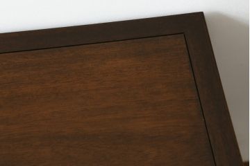中古　DREXEL HERITAGE(ドレクセルヘリテイジ)　Triune(トライユン)　マホガニー材　上品な佇まいが魅力のナイトテーブル(サイドテーブル、収納棚、戸棚、サイドキャビネット)(R-061991)