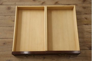 中古　美品　スペイン高級家具　トーマスカバレロ(TOMAS CABALLERO)　クラシカルな佇まいが美しいレザートップデスク(ワークデスク、在宅用、在宅ワーク)(R-061993)