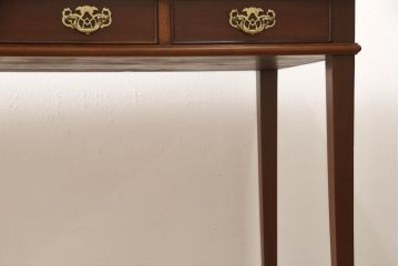 中古　美品　スペイン高級家具　トーマスカバレロ(TOMAS CABALLERO)　クラシカルな佇まいが美しいレザートップデスク(ワークデスク、在宅用、在宅ワーク)(R-061993)