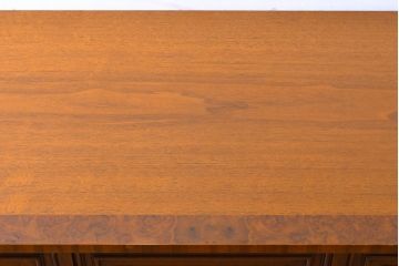 中古　DREXEL HERITAGE(ドレクセルヘリテイジ)　FRANCESCA(フランチェスカ)　マホガニー材　クラシカルな佇まいが美しいサイドボード(クレデンザ、クリデンザ、収納棚、戸棚、サイドキャビネット、リビングボード)(R-061994)