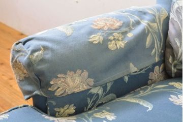中古　DREXEL HERITAGE(ドレクセルヘリテイジ)　クラシカルな雰囲気を醸し出す1人掛けソファ(一人掛けソファ、アームソファ、1P)(R-061996)