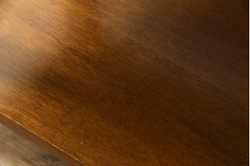 中古　DREXEL HERITAGE(ドレクセルヘリテイジ)　品のある佇まいが美しいサイドテーブル(電話台、飾り台、ナイトテーブル、コンソールテーブル)(R-061998)
