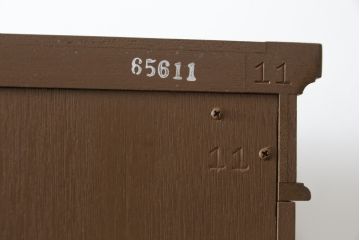 中古　DREXEL HERITAGE(ドレクセルヘリテイジ)　Triune(トライユン)シリーズ　マホガニー材の木肌が美しいワードローブ(キャビネット、収納棚、戸棚、洋服タンス)(定価約90万円)(R-062005)