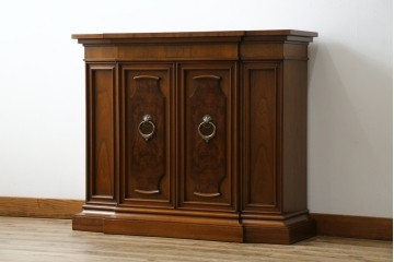 中古　DREXEL HERITAGE(ドレクセルヘリテイジ)　FRANCESCA(フランチェスカ)　マホガニー材　クラシカルな佇まいが美しいサイドボード　(R-062006)