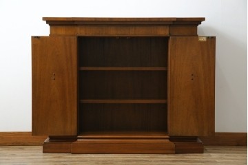 中古　DREXEL HERITAGE(ドレクセルヘリテイジ)　FRANCESCA(フランチェスカ)　マホガニー材　クラシカルな佇まいが美しいサイドボード　(R-062006)