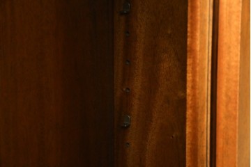 中古　DREXEL HERITAGE(ドレクセルヘリテイジ)　FRANCESCA(フランチェスカ)　マホガニー材　クラシカルな佇まいが美しいサイドボード　(R-062006)