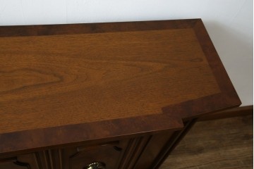 中古　DREXEL HERITAGE(ドレクセルヘリテイジ)　FRANCESCA(フランチェスカ)　マホガニー材　クラシカルな佇まいが美しいサイドボード　(R-062006)