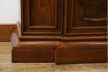 中古　DREXEL HERITAGE(ドレクセルヘリテイジ)　FRANCESCA(フランチェスカ)　マホガニー材　クラシカルな佇まいが美しいサイドボード　(R-062006)