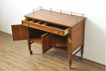 中古　DREXEL HERITAGE(ドレクセルヘリテイジ)　Triune(トライユン)　クラシカルな雰囲気が素敵なキャスター付きサービス台(ワゴン、サイドボード、サイドキャビネット、サーバー)(R-062016)