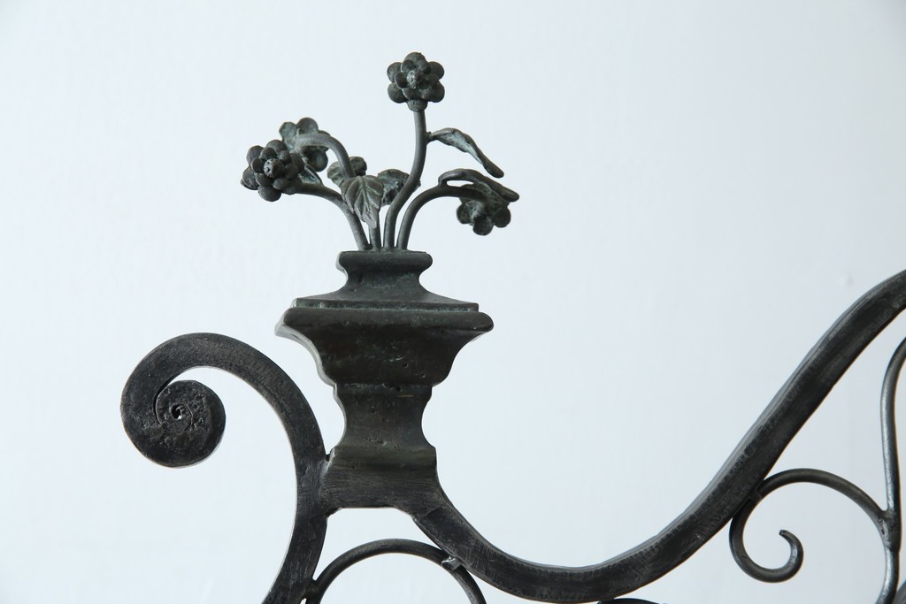 中古　美品　イギリス製　MAITLAND-SMITH(メートランドスミス)　ヨーロピアンクラシックなデザインがお洒落なパーテーション(間仕切り、衝立て、つい立て)(定価約50万円)(R-062017)