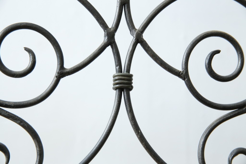 中古　美品　イギリス製　MAITLAND-SMITH(メートランドスミス)　ヨーロピアンクラシックなデザインがお洒落なパーテーション(間仕切り、衝立て、つい立て)(定価約50万円)(R-062017)