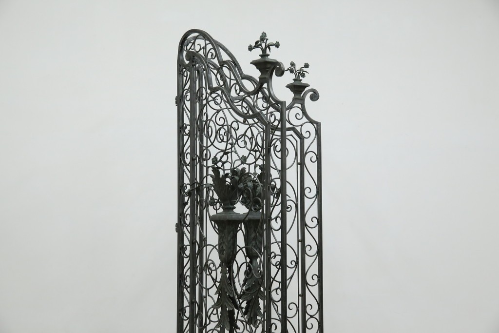 中古　美品　イギリス製　MAITLAND-SMITH(メートランドスミス)　ヨーロピアンクラシックなデザインがお洒落なパーテーション(間仕切り、衝立て、つい立て)(定価約50万円)(R-062017)