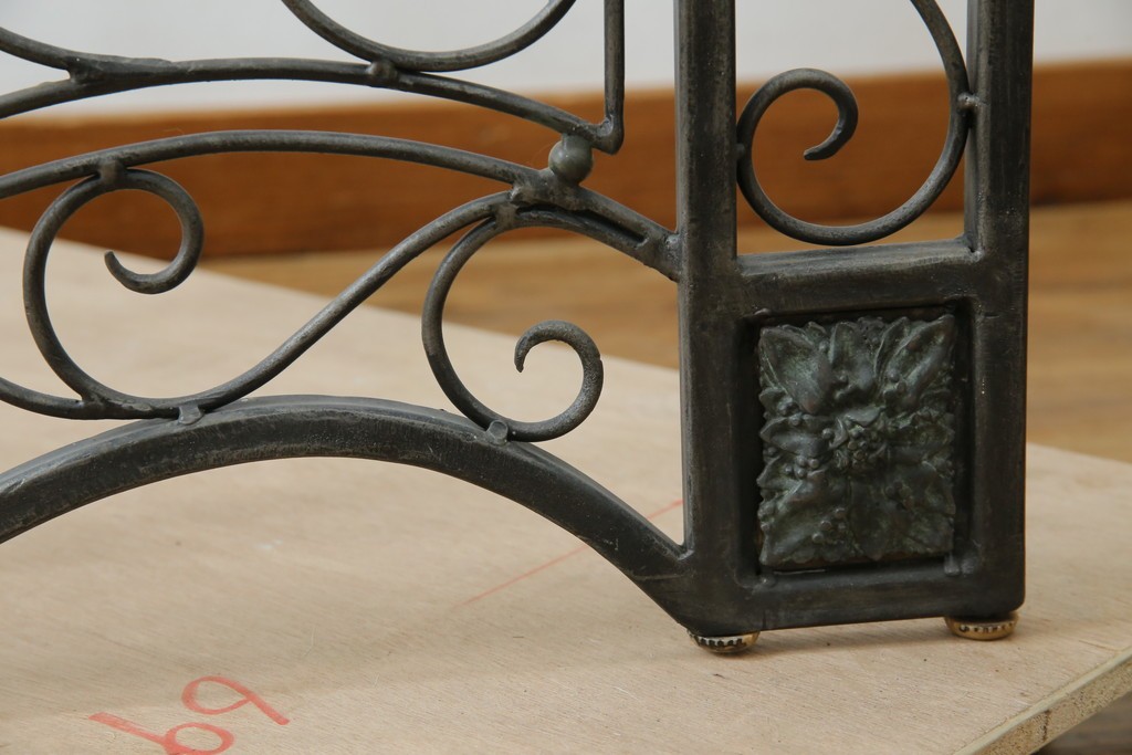 中古　美品　イギリス製　MAITLAND-SMITH(メートランドスミス)　ヨーロピアンクラシックなデザインがお洒落なパーテーション(間仕切り、衝立て、つい立て)(定価約50万円)(R-062017)