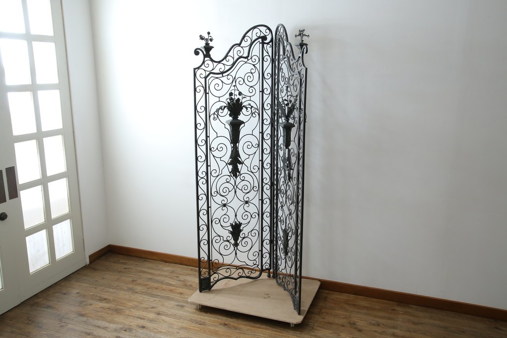 中古　美品　イギリス製　MAITLAND-SMITH(メートランドスミス)　ヨーロピアンクラシックなデザインがお洒落なパーテーション(間仕切り、衝立て、つい立て)(定価約50万円)(R-062017)