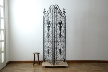 中古　美品　イギリス製　MAITLAND-SMITH(メートランドスミス)　ヨーロピアンクラシックなデザインがお洒落なパーテーション(間仕切り、衝立て、つい立て)(定価約50万円)(R-062017)