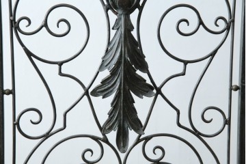 中古　美品　イギリス製　MAITLAND-SMITH(メートランドスミス)　ヨーロピアンクラシックなデザインがお洒落なパーテーション(間仕切り、衝立て、つい立て)(定価約50万円)(R-062017)