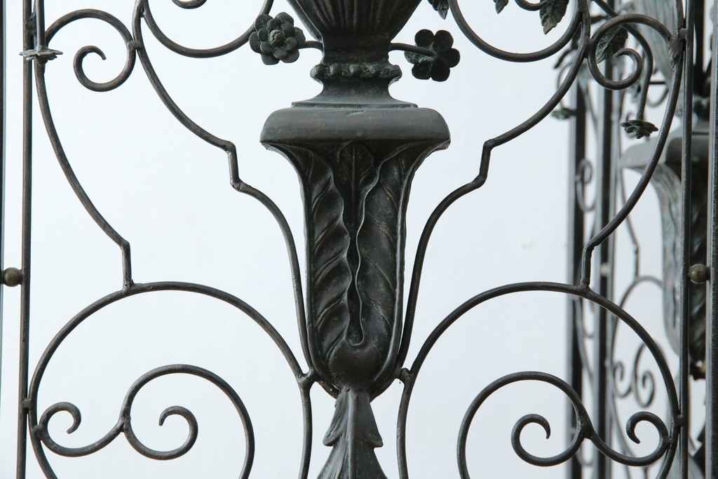 中古　美品　イギリス製　MAITLAND-SMITH(メートランドスミス)　ヨーロピアンクラシックなデザインがお洒落なパーテーション(間仕切り、衝立て、つい立て)(定価約50万円)(R-062017)