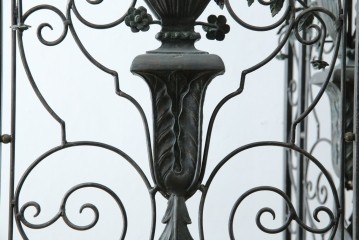 中古　美品　イギリス製　MAITLAND-SMITH(メートランドスミス)　ヨーロピアンクラシックなデザインがお洒落なパーテーション(間仕切り、衝立て、つい立て)(定価約50万円)(R-062017)