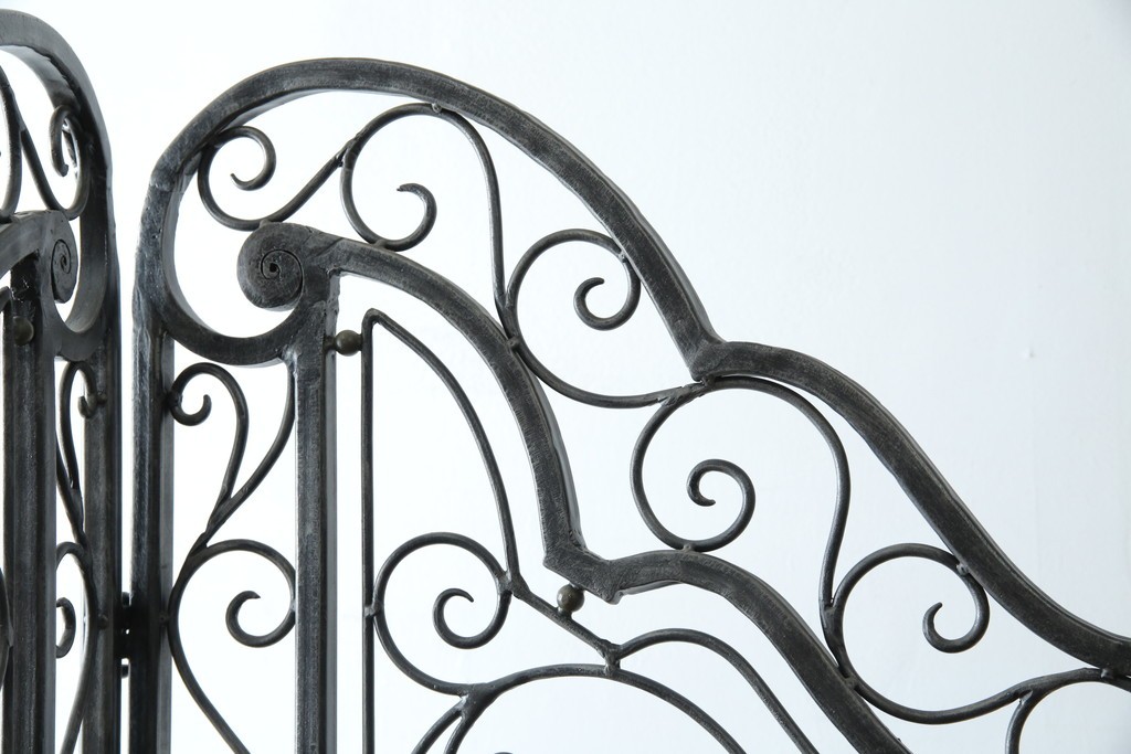 中古　美品　イギリス製　MAITLAND-SMITH(メートランドスミス)　ヨーロピアンクラシックなデザインがお洒落なパーテーション(間仕切り、衝立て、つい立て)(定価約50万円)(R-062017)