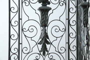 中古　美品　イギリス製　MAITLAND-SMITH(メートランドスミス)　ヨーロピアンクラシックなデザインがお洒落なパーテーション(間仕切り、衝立て、つい立て)(定価約50万円)(R-062017)