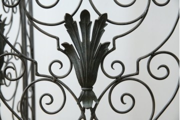 中古　美品　イギリス製　MAITLAND-SMITH(メートランドスミス)　ヨーロピアンクラシックなデザインがお洒落なパーテーション(間仕切り、衝立て、つい立て)(定価約50万円)(R-062017)